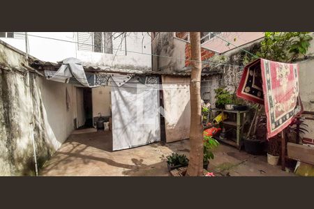 Quintal de casa à venda com 2 quartos, 125m² em Umuarama, Osasco