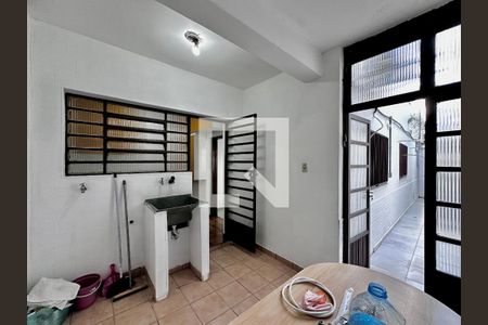 Área de Serviço de casa à venda com 4 quartos, 230m² em Jardim Aeroporto, São Paulo