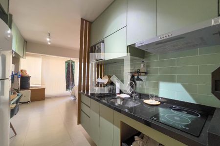 Cozinha de kitnet/studio à venda com 1 quarto, 28m² em Liberdade, São Paulo