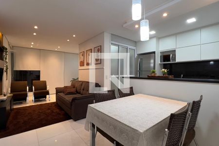 Sala de apartamento à venda com 2 quartos, 69m² em Jardim Flor da Montanha, Guarulhos