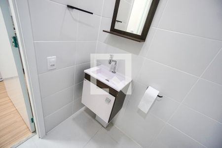 Banheiro de kitnet/studio para alugar com 1 quarto, 24m² em Tatuapé, São Paulo