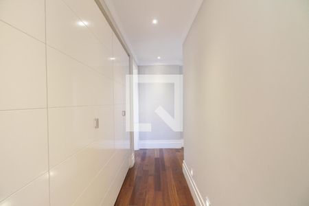 Corredor de Acesso aos Quartos de apartamento à venda com 3 quartos, 242m² em Chácara Santo Antônio (zona Leste), São Paulo