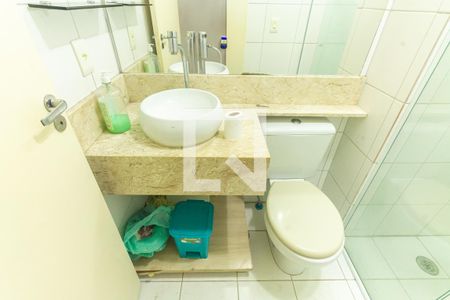 Banheiro Social de apartamento à venda com 2 quartos, 120m² em Vila Carrão, São Paulo