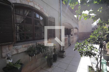 Casa à venda com 6 quartos, 540m² em Goiânia, Belo Horizonte