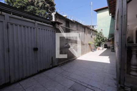 Casa à venda com 6 quartos, 540m² em Goiânia, Belo Horizonte