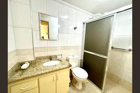 Banheiro de apartamento à venda com 1 quarto, 56m² em Lapa, São Paulo