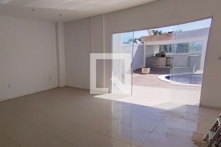 Sala de casa de condomínio à venda com 3 quartos, 198m² em Anil, Rio de Janeiro