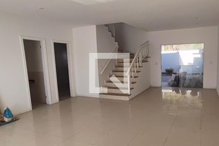 Sala de casa de condomínio à venda com 3 quartos, 198m² em Anil, Rio de Janeiro