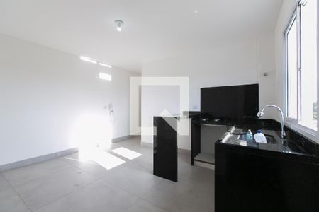 Sala de apartamento à venda com 2 quartos, 49m² em Vila Carmosina, São Paulo