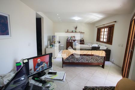 Sala de casa para alugar com 3 quartos, 297m² em Taquara, Rio de Janeiro