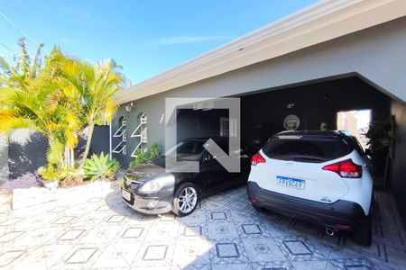 Quintal - Garagem de casa à venda com 4 quartos, 250m² em Parque Jambeiro, Campinas