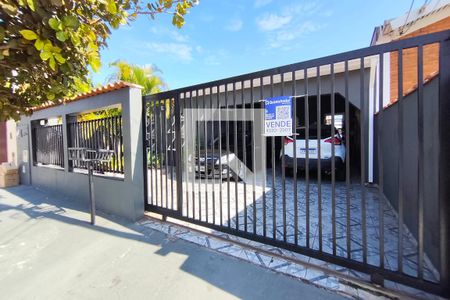 Placa de casa à venda com 4 quartos, 250m² em Parque Jambeiro, Campinas