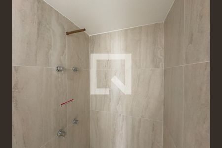 Banheiro de kitnet/studio à venda com 1 quarto, 26m² em Perdizes, São Paulo