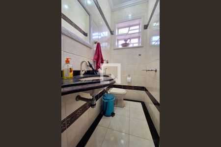 Lavabo 1 de casa para alugar com 5 quartos, 480m² em Piratininga, Niterói