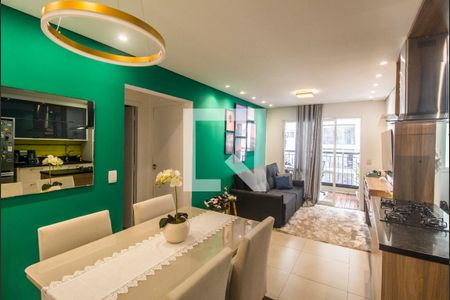Sala de Jantar de apartamento à venda com 2 quartos, 68m² em Jardim Tupanci, Barueri