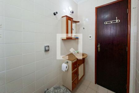 Banheiro de apartamento para alugar com 1 quarto, 72m² em Cidade Ocian, Praia Grande