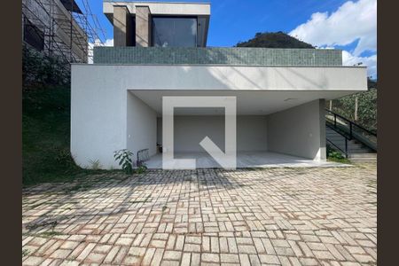 Casa à venda com 4 quartos, 584m² em Jardim Serrano, Nova Lima