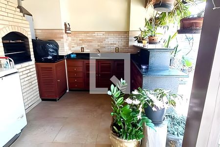 Apartamento à venda com 4 quartos, 232m² em Todos os Santos, Rio de Janeiro