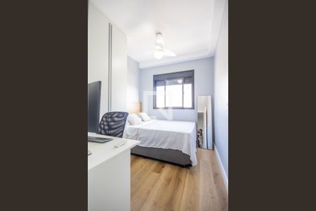 Quarto de apartamento à venda com 1 quarto, 30m² em Km 18, Osasco