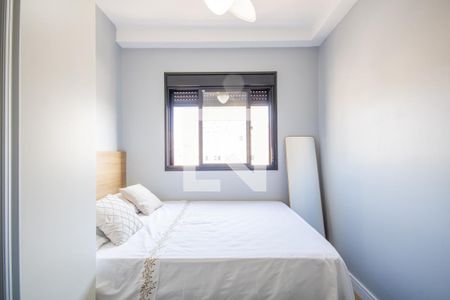 Quarto de apartamento à venda com 1 quarto, 30m² em Km 18, Osasco