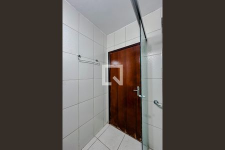 Banheiro de casa para alugar com 2 quartos, 80m² em Vila Prudente, São Paulo