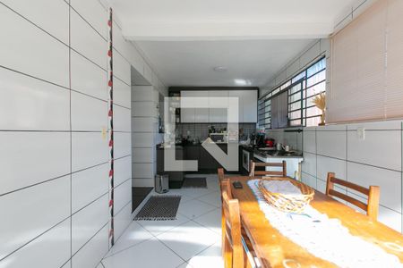 Cozinha de casa à venda com 3 quartos, 450m² em Limoeiro, São Paulo
