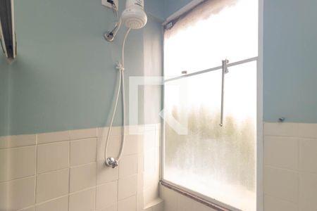 Banheiro de kitnet/studio para alugar com 1 quarto, 32m² em República, São Paulo