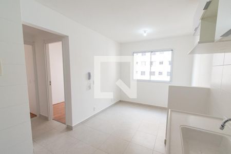 Sala/Cozinha de apartamento à venda com 2 quartos, 33m² em Cambuci, São Paulo