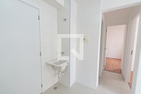 Sala/Cozinha de apartamento à venda com 2 quartos, 33m² em Cambuci, São Paulo