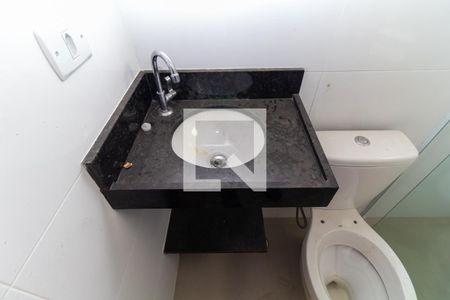 Banheiro de apartamento para alugar com 1 quarto, 30m² em Vila Prudente, São Paulo