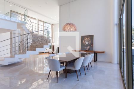Sala de Jantar de casa de condomínio à venda com 4 quartos, 570m² em , Nova Lima