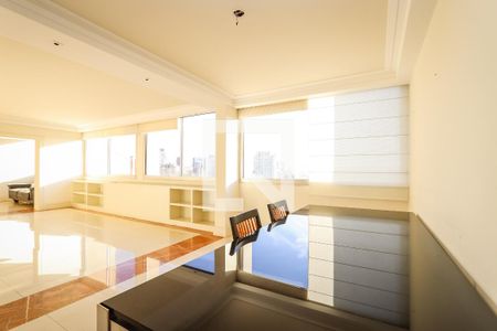 Sala de Jantar de apartamento à venda com 3 quartos, 200m² em Vila Suzana, São Paulo