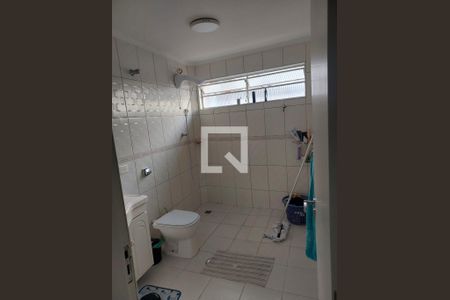 Banheiro de casa à venda com 2 quartos, 176m² em Parada Inglesa, São Paulo