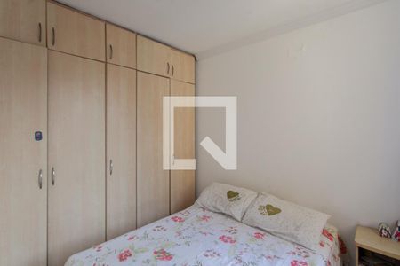 Quarto 1 de apartamento à venda com 3 quartos, 60m² em São João Batista, Belo Horizonte