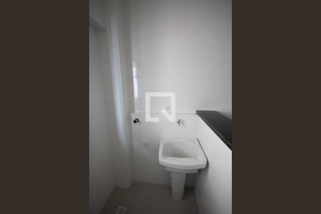 Área de Serviço de apartamento para alugar com 2 quartos, 78m² em Canto do Forte, Praia Grande