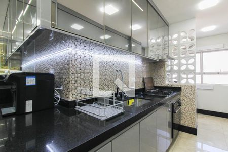 Cozinha de apartamento à venda com 3 quartos, 100m² em Jardim Barbosa, Guarulhos