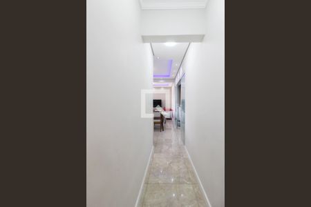 Corredor de apartamento à venda com 3 quartos, 100m² em Jardim Barbosa, Guarulhos