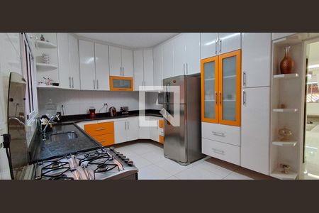 Cozinha de casa à venda com 3 quartos, 256m² em Santa Maria, São Caetano do Sul