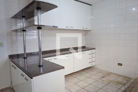 Cozinha de casa para alugar com 3 quartos, 250m² em Vila Sao Pedro, São Paulo