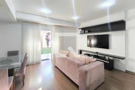 Sala de casa de condomínio à venda com 3 quartos, 106m² em Medeiros, Jundiaí
