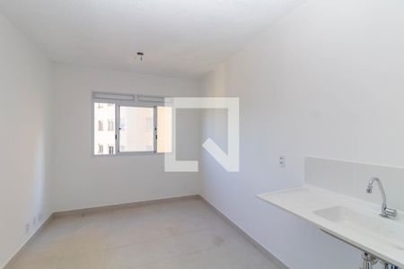 Sala/Cozinha de apartamento para alugar com 2 quartos, 32m² em Colônia (zona Leste), São Paulo