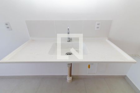 Sala/Cozinha de apartamento para alugar com 2 quartos, 32m² em Colônia (zona Leste), São Paulo