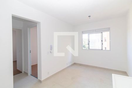 Sala/Cozinha de apartamento para alugar com 2 quartos, 32m² em Colônia (zona Leste), São Paulo