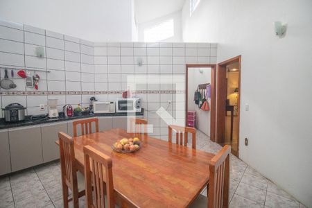 Cozinha de casa à venda com 3 quartos, 250m² em Aberta dos Morros, Porto Alegre