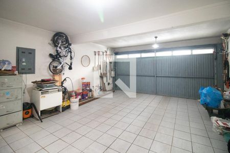 Garagem de casa à venda com 3 quartos, 250m² em Aberta dos Morros, Porto Alegre