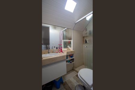 Banheiro da Suíte 1 de casa de condomínio à venda com 5 quartos, 374m² em Barra da Tijuca, Rio de Janeiro