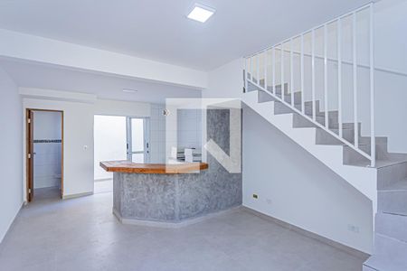 Sala/Cozinha de casa para alugar com 2 quartos, 64m² em Vila Pereira Cerca, São Paulo