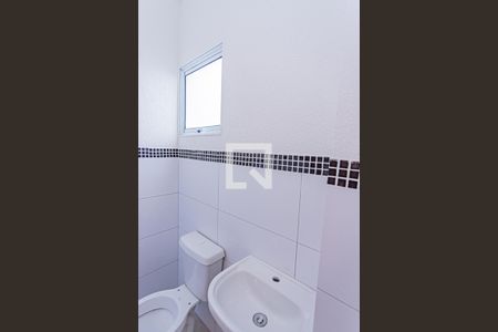 Lavabo de casa para alugar com 2 quartos, 64m² em Vila Pereira Cerca, São Paulo