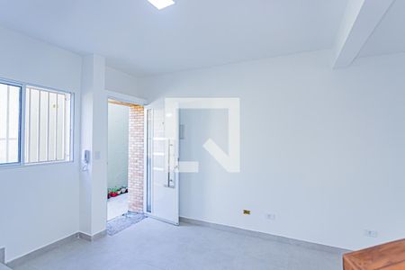 Sala/Cozinha de casa para alugar com 2 quartos, 64m² em Vila Pereira Cerca, São Paulo