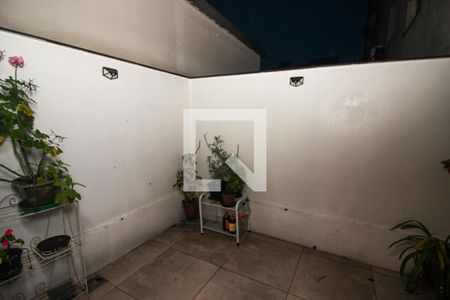 Quintal de apartamento à venda com 2 quartos, 62m² em Menino Deus, Porto Alegre